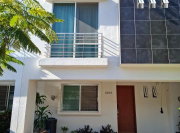 Casa en condominio de 3 habitaciones, Zapopan · Se Renta Casa en Rinconada de Los Fresnos