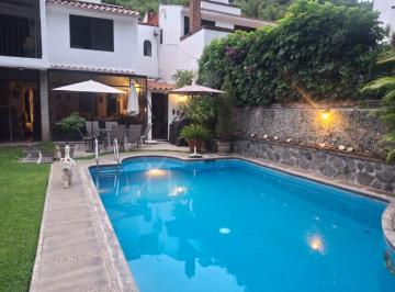 Casa en condominio de 3 habitaciones, Cuernavaca · Vendo Preciosa Casa en Cuernavaca en Fracc. La Cañada, Seguridad Total. Amplias Areas Verde