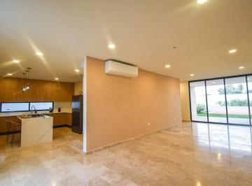 1 · Casa en Venta de 4 Habitaciones en Temozon