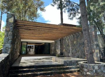 Casa en condominio · 505m² · 4 Recámaras · 3 Estacionamientos · ? Últimas Residencias en Avándaro – Exclusividad, Naturaleza y Lujo