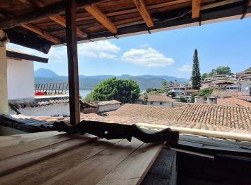 Casa · 138m² · 3 Recámaras · Propiedad con Vista Al Lago a 2 Calles del Centro de Valle de Bravo