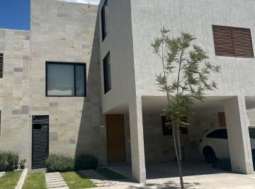 Casa en condominio de 3 habitaciones, Querétaro · Casa en Renta en Sophia Distrito