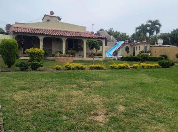 Casa de 5 habitaciones, Yautepec · Casa de 950 m² con 5 Recámaras en Venta en Colinas de Oaxtepec