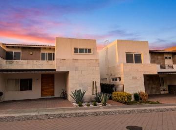 Casa de 4 habitaciones, Querétaro · Casa en Venta - Lomas de La Vista
