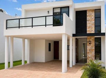bc45f805481047f2c406619e9f120b7fb8ec118e62ede35a7d456ebafec00c23 · Amplia Residencia en Amaranto con Paneles y Aires Acondicionados