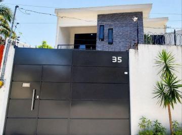 Casa · 171m² · 4 Recámaras · 2 Estacionamientos · Casa en Venta en Col. Otilio Montaño, Jiutepec Morelos.