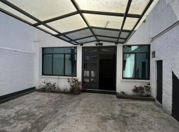 Casa · 300m² · 2 Recámaras · 2 Estacionamientos · Casa en Venta - Zona Hipódromo de Las Américas