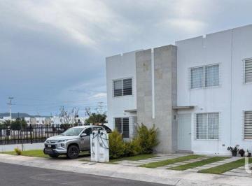 Casa · 76m² · 3 Recámaras · 1 Estacionamiento · Casa en Venta en Sendas Residencial