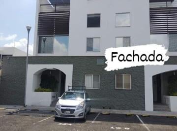 Casa · 178m² · 3 Recámaras · 2 Estacionamientos · Casa en Venta en Valle de Juriquilla, Doble Altura, Gran Ubicación.