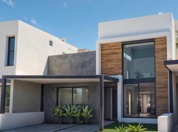 Casa · 132m² · 2 Recámaras · 2 Estacionamientos · Se Vende Casa de Una Planta en Cañadas del Arroyo con Doble Altura, de Lujo!