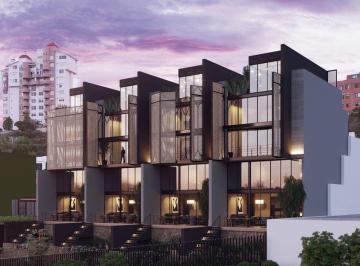 Departamento · 210m² · 2 Recámaras · 2 Estacionamientos · Precioso Townhouse en Loma Dorada, 2 Niveles, 210 m², Master Suite, Junior Suite