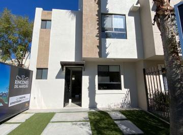 Casa · 81m² · 3 Recámaras · 2 Estacionamientos · Se Vende Hermosa Casa en Rincones del Marques, 3 Recamaras, Jardín, 2 Autos.