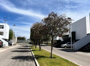 Casa · 162m² · 2 Recámaras · 2 Estacionamientos · Se Vende Casa Duplex en Dos Deseos, El Mirador, Terreno 199 m², Oportunidad!