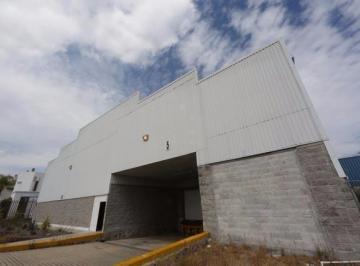 Nave industrial · 1800m² · Renta de Nave Industrial en Bernardo Quintana - 1,800 m² - Ubicadisima!