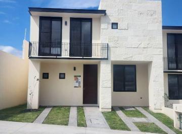 Casa · 156m² · 3 Recámaras · 2 Estacionamientos · Estrena Casa en El Cimatario, 3 Recamaras 3 Baños Completos, Equipada