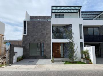 Casa de 4 habitaciones, Pachuca · Hermosa Casa Residencial en Jade