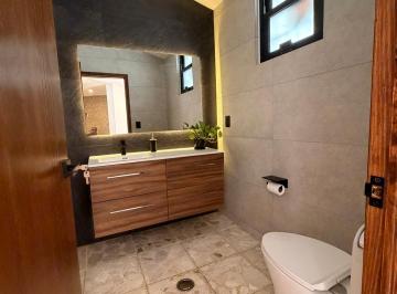 Casa de 4 habitaciones, Zapopan · Casa en Renta en Chapalita de Occidente, Zapopan