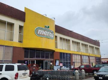 Local comercial , San Juan de Sabinas · Local Comercial de 1,000 m² con Andenes de Caarga y 25 Cajones de Estacionamiento