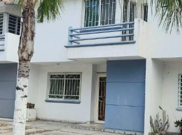 Casa de 3 habitaciones, León · Venta Casa Arboledas de Los Nogales
