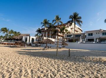 Casa en condominio de 4 habitaciones, Bahía de Banderas · Casa en El Exclusivo Condominio Delfines (Con Playa Privada)