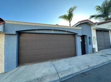 Casa · 100m² · 3 Recámaras · 2 Estacionamientos · Casa en Renta Otay Vista Tijuana - (4)