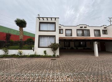 Casa en condominio · 178m² · 3 Recámaras · 2 Estacionamientos · Casa en Venta en Fraccionamiento Las Palmas, Metepec, Estado de México. - (4)