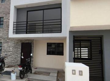 Casa de 4 habitaciones, Celaya · Fracc Civital Se Renta Casa 4 Recámaras