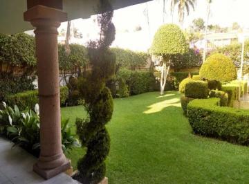 1 · Casa con Gran Terraza Ubicada en Acapatzingo, Cuernavaca