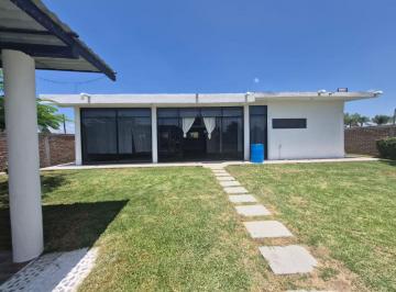 Casa de 5 habitaciones, León · Casa de 1000 m² con 5 Recámaras en Venta en Residencial San Carlos