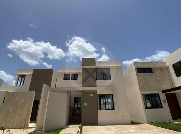 Casa · 131m² · 3 Recámaras · 2 Estacionamientos · Edifor: Casa en Venta en Pueblo Conkal