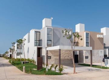 Casa · 114m² · 2 Recámaras · 2 Estacionamientos · Casa en Venta en Pueblo Conkal