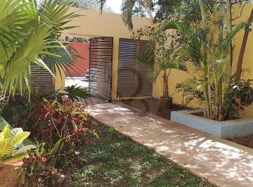 Casa · 264m² · 3 Recámaras · 4 Estacionamientos · Casa en Venta en Santa Rita Cholul