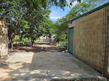 Terreno / Lote · 6m² · 4 Estacionamientos · Terreno Residencial en Venta en Fraccionamiento Jacinto Canek