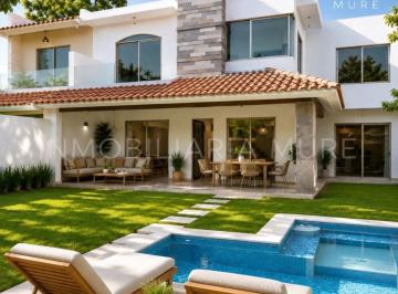 Casa de 4 habitaciones, Jiutepec · Residencia Nueva en Cuernavaca 4 Recamaras con Baño Alberca y Jardin Privados Tramitamos Tu Credito