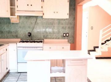 Casa de 3 habitaciones, Querétaro · Renta Casa Hercules Los Arcos Bernardo Quintana 3 Rec 3 Baños 1 Est 2 Oficinas Área Tv Balcón