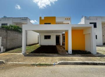 Casa · 176m² · 3 Recámaras · 2 Estacionamientos · Casa en Venta en Mérida, Fraccionamiento Las Americas, Libre de Gravamen