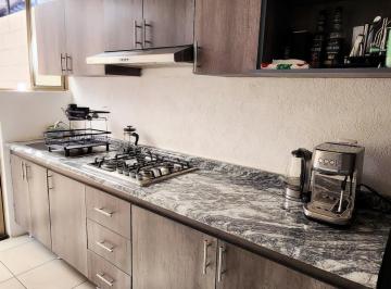Casa de 3 habitaciones, Zapopan · Casa en Venta en Zapopan