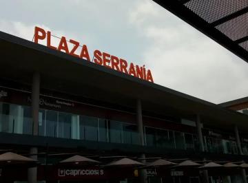1 · En Renta Locales Comerciales Ideales Para Alimentos – Plaza Serranía
