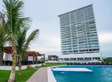 Departamento · 145m² · 2 Recámaras · 2 Estacionamientos · Departamento Renta Vista Al Mar Semi Amueblado 2 Recamaras, Alberca Cerca de Riviera Veracruzana