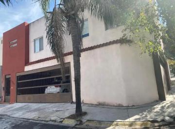 1 · Residencia en Venta | Bosques del Contry