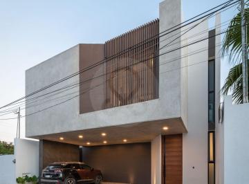Casa · 294m² · 2 Recámaras · 2 Estacionamientos · Casa en Venta en Montes de Ame
