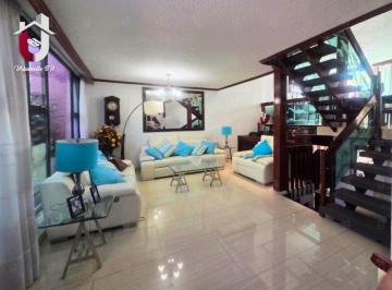 Casa de 4 habitaciones, Coyoacán · Casa en Venta en Joyas del Pedregal