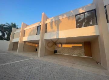 Casa · 94m² · 3 Recámaras · 2 Estacionamientos · Casa en Venta en Fraccionamiento Montecristo