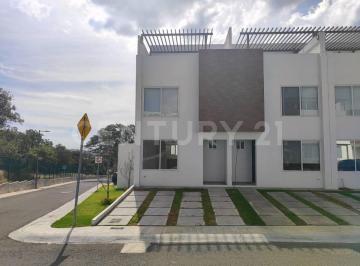 Casa · 121m² · 3 Recámaras · 2 Estacionamientos · Renta de Casa en Bosques de Chapultepec