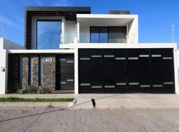 Casa de 4 habitaciones, Colima · En Venta Casa Ónix
