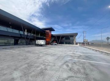 1 · Local Comercial Aeroplaza Ramos Arizpe