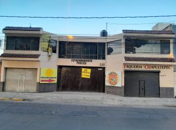 Inmueble productivo urbano , León · Locales y Oficinas con Estacionamiento