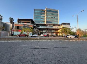 Oficina · 70m² · 3 Estacionamientos · Oficina en Renta en Fraccionamiento Altabrisa