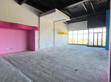 Local comercial · 122m² · 1 Estacionamiento · Local en Renta en Montes de Ame