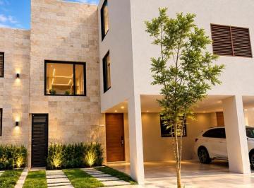 Casa en condominio de 3 habitaciones, Querétaro · Renta Casa en Jurica en Sophia a 5 Min de Antea con Amenidades Premium